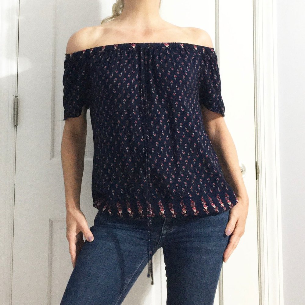 Bailey & Chloe | blue pink floral boho blouse